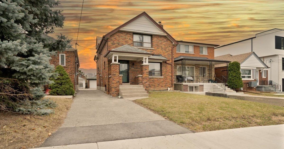 39 Lanark Avenue Toronto C03