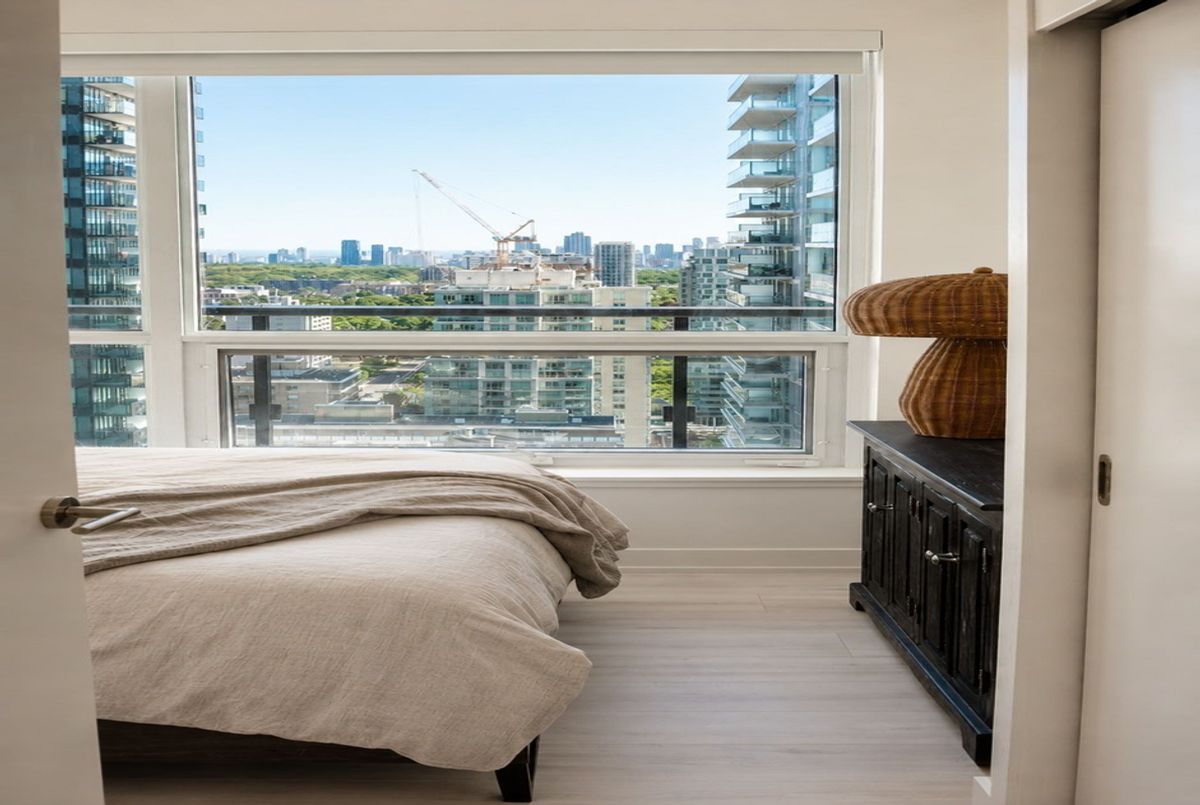 2502-110 Broadway Avenue 2502-110 Broadway Avenue Toronto C10