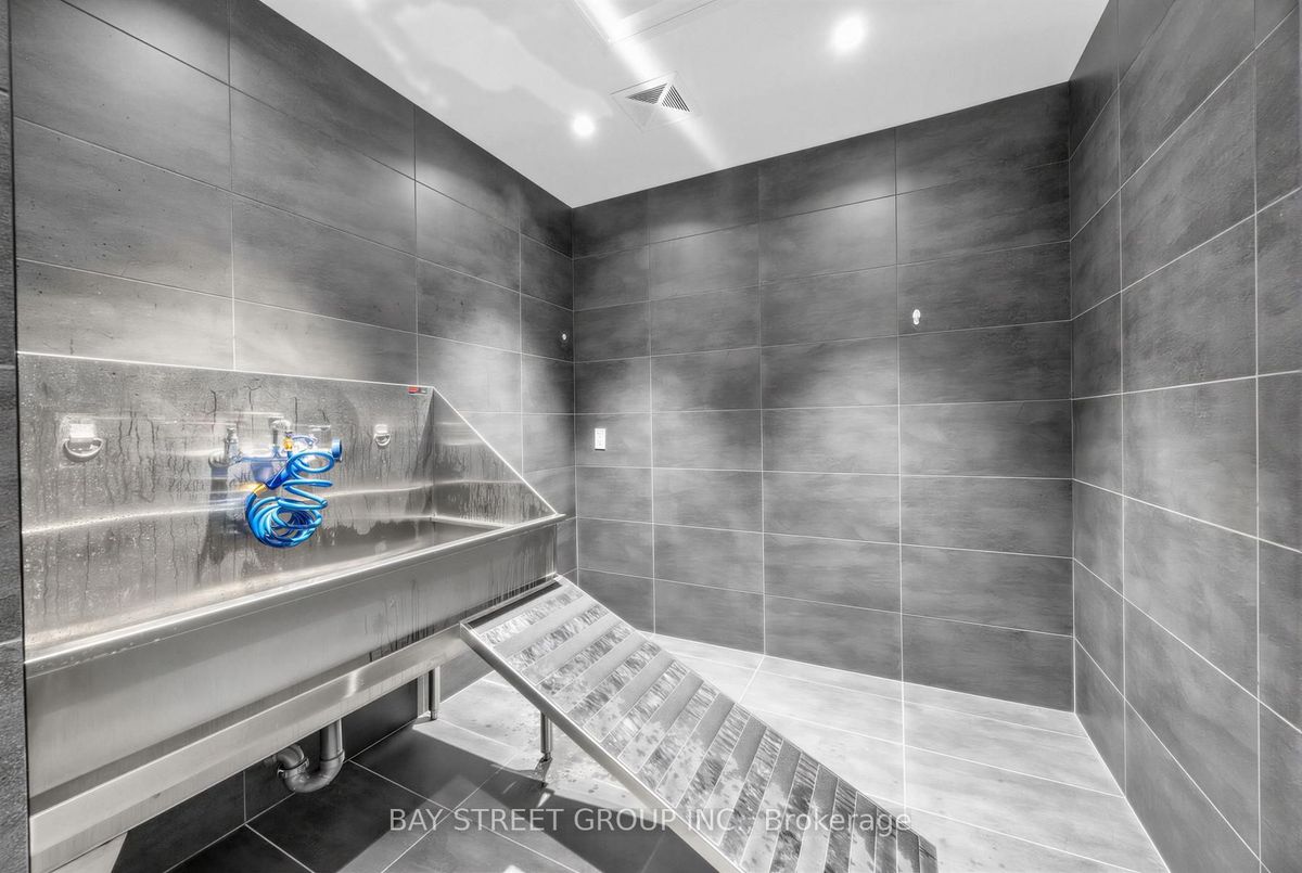 2502-110 Broadway Avenue 2502-110 Broadway Avenue Toronto C10
