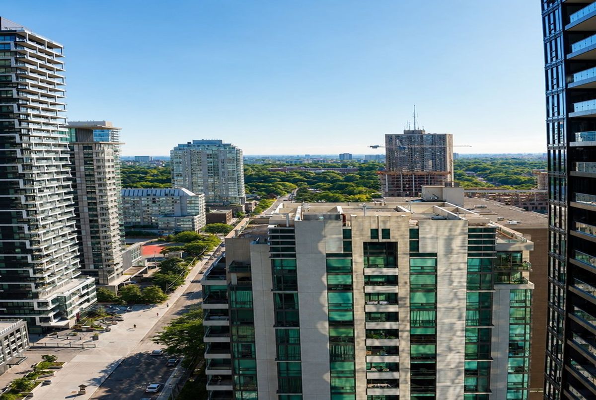2502-110 Broadway Avenue 2502-110 Broadway Avenue Toronto C10