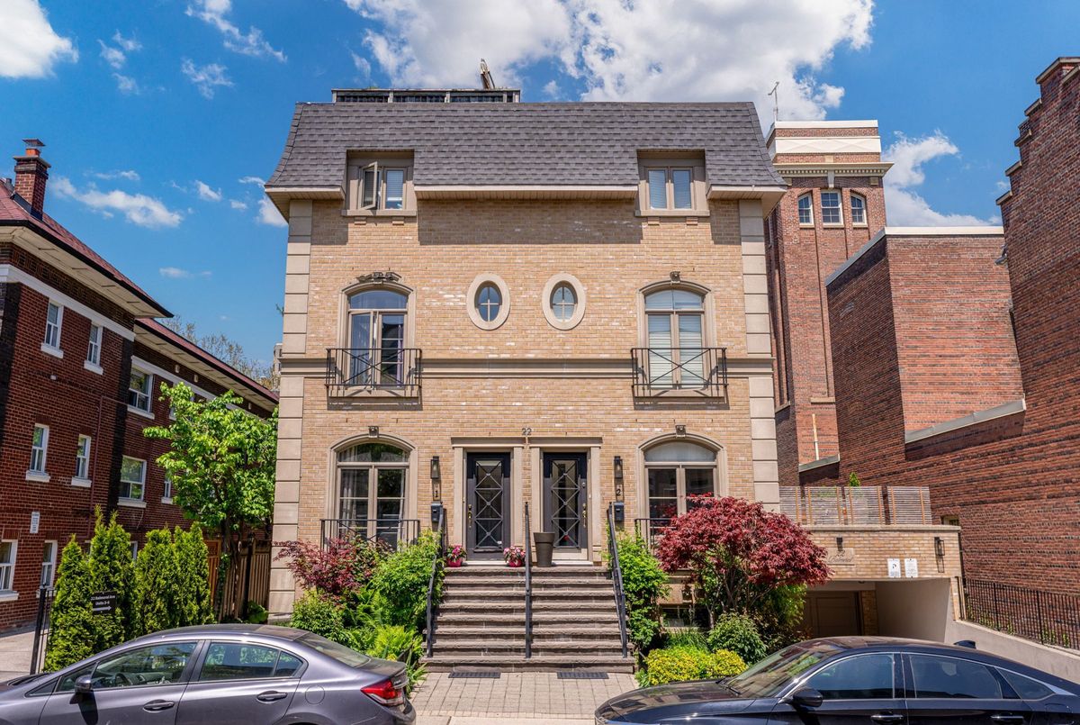 4-22 Balmoral Avenue 4-22 Balmoral Avenue Toronto C02
