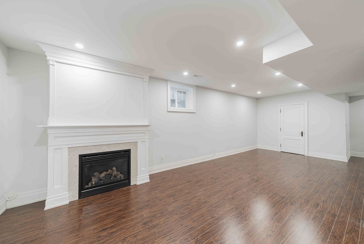 116 Church Avenue 116 Church Avenue Toronto C14