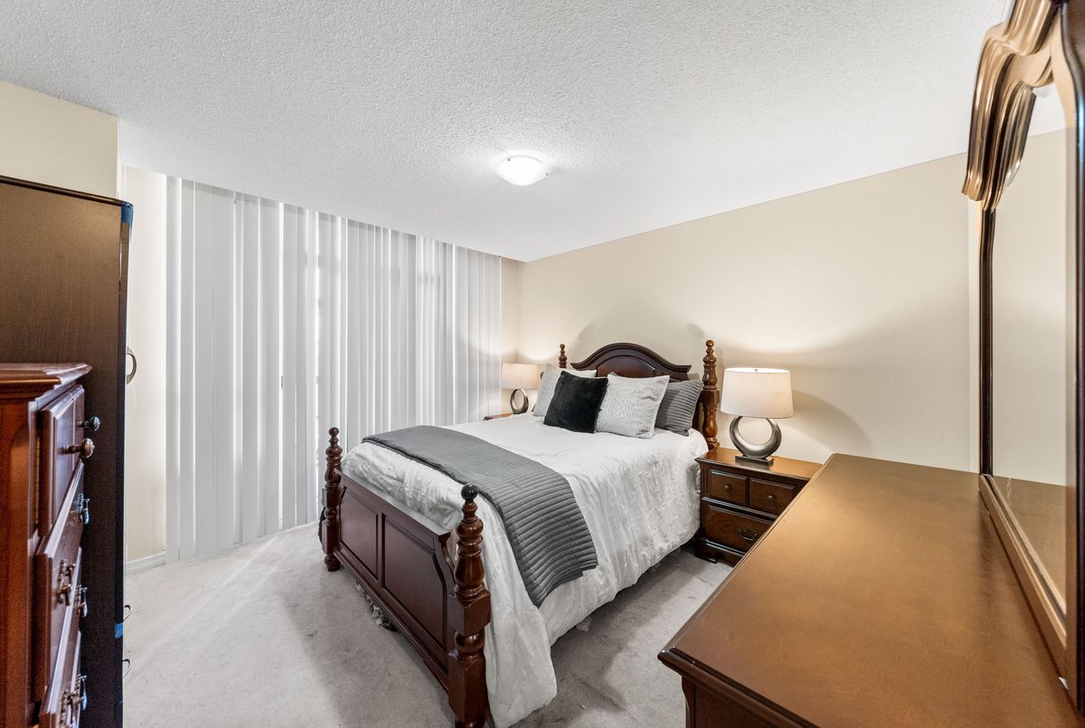 317-509 Beecroft Road 317-509 Beecroft Road Toronto C07