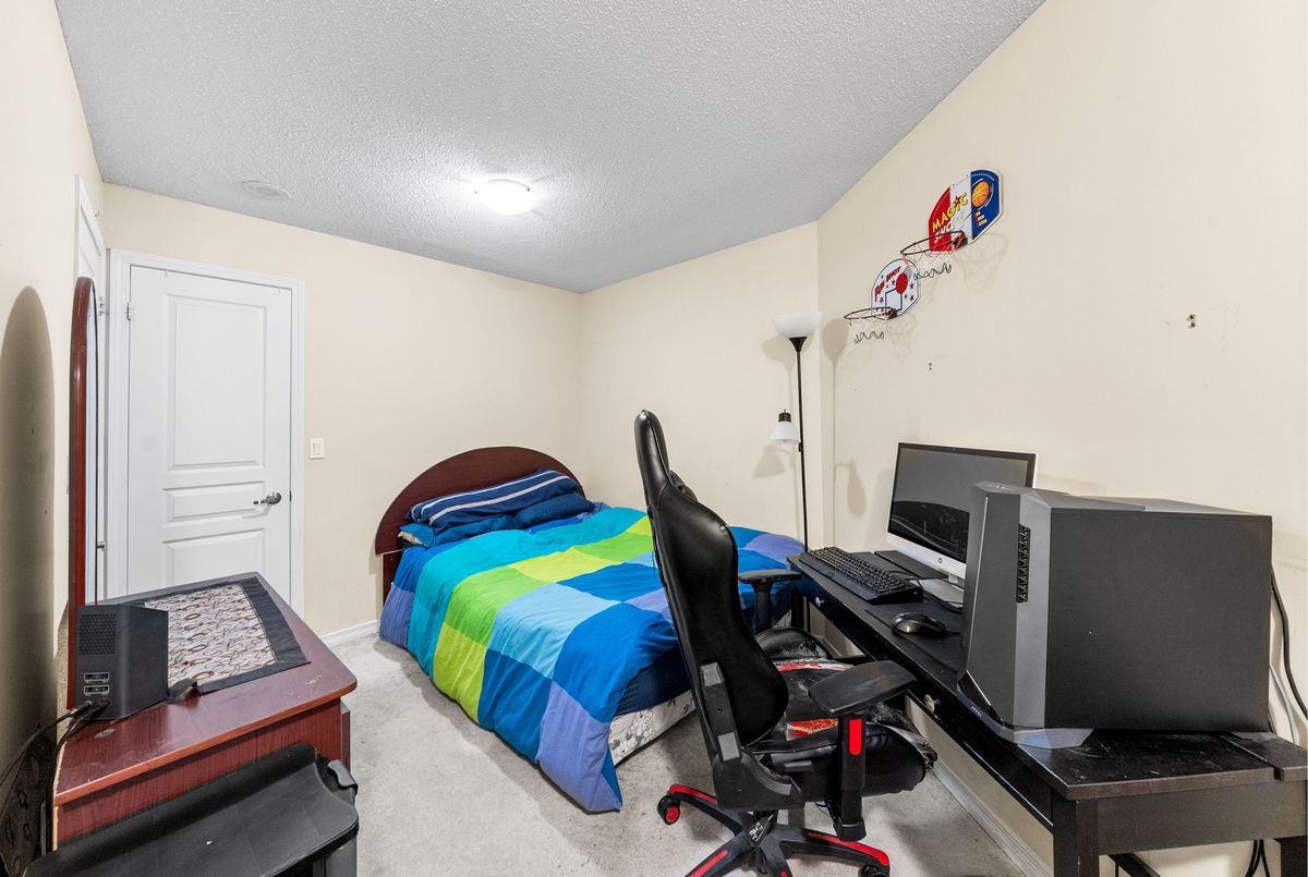 317-509 Beecroft Road 317-509 Beecroft Road Toronto C07