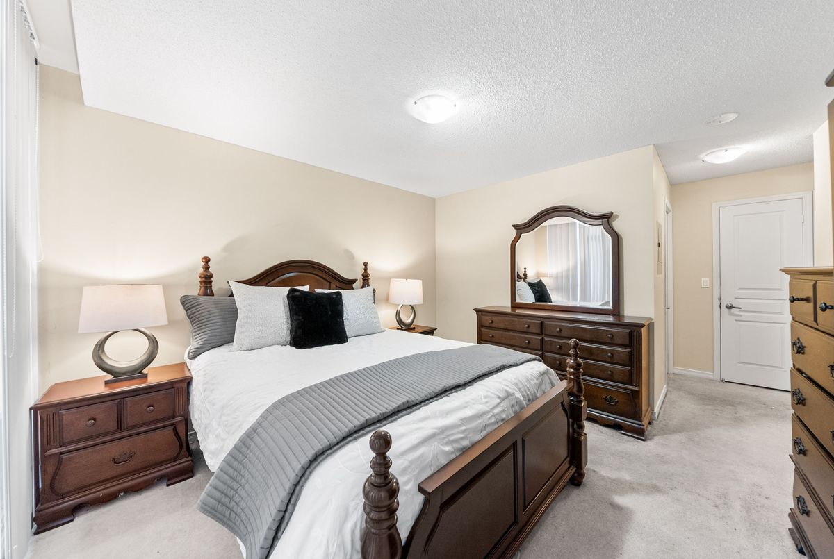 317-509 Beecroft Road 317-509 Beecroft Road Toronto C07