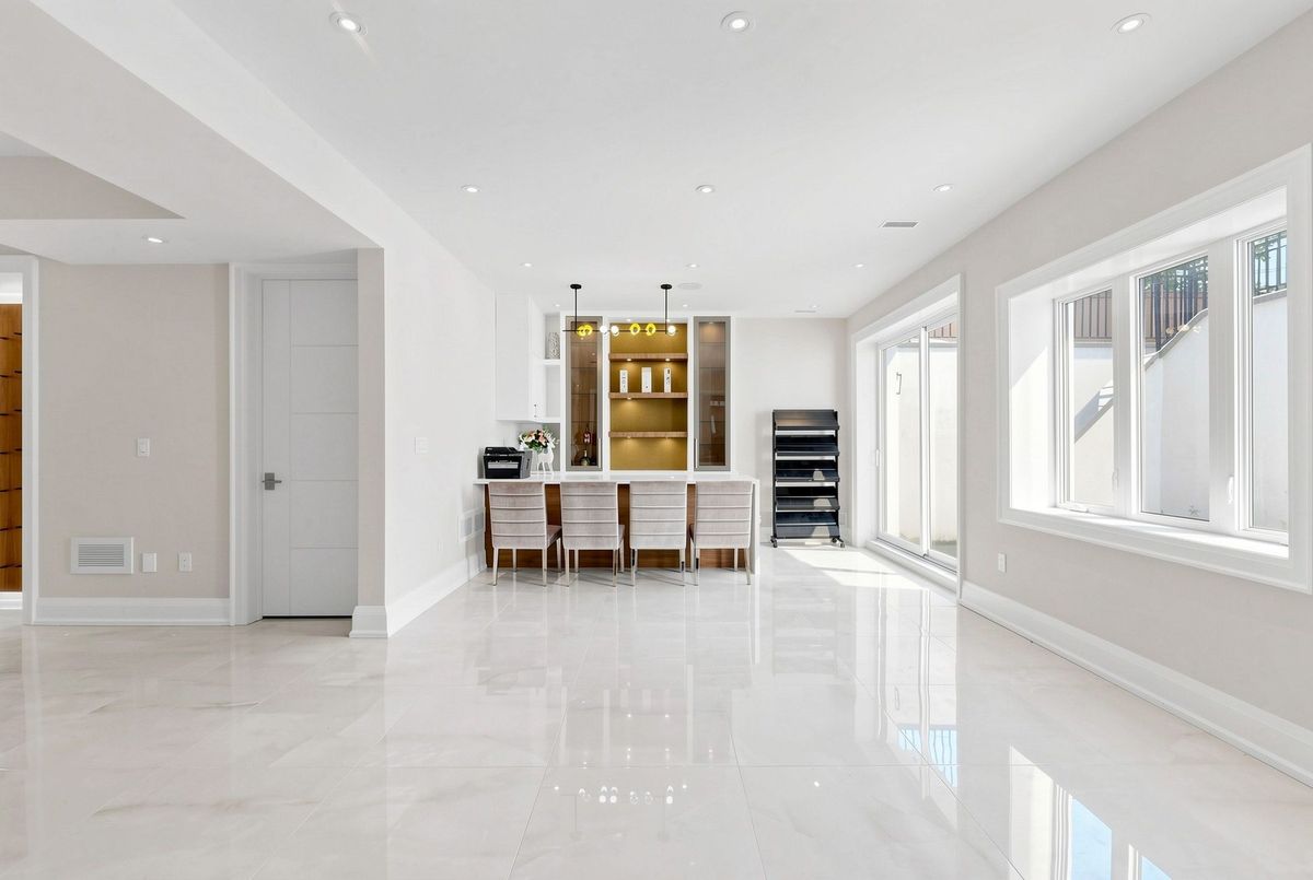 img-gallery