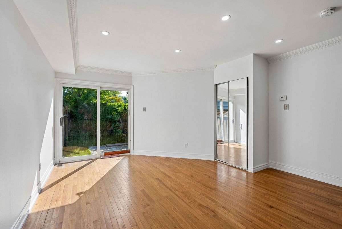 img-gallery
