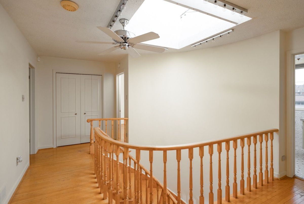 img-gallery