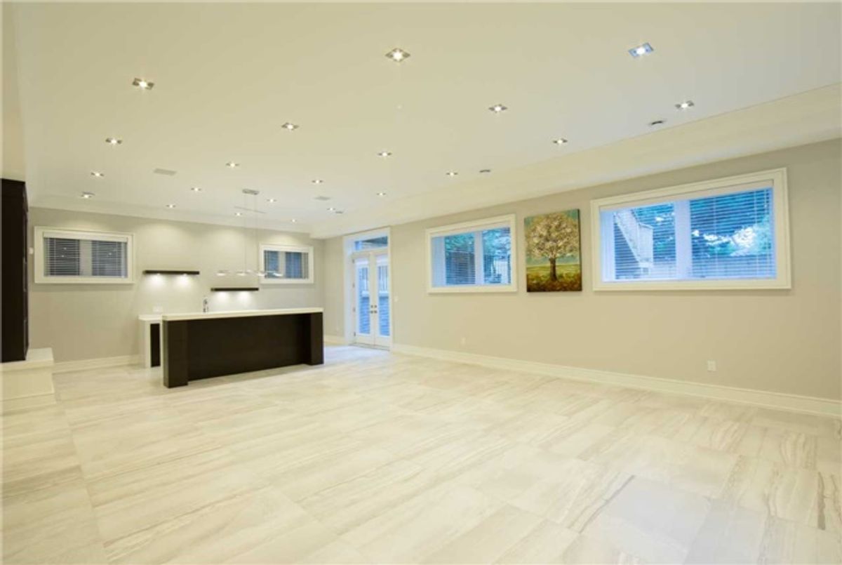 img-gallery