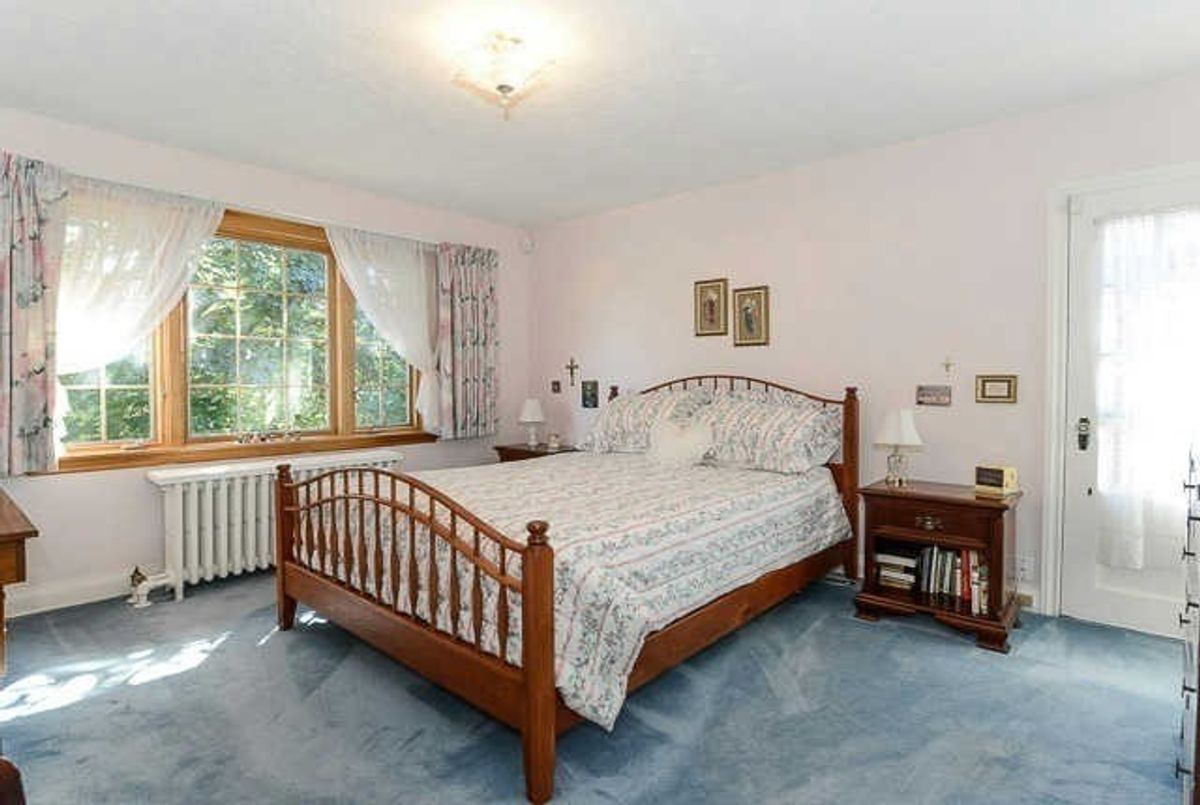 img-gallery