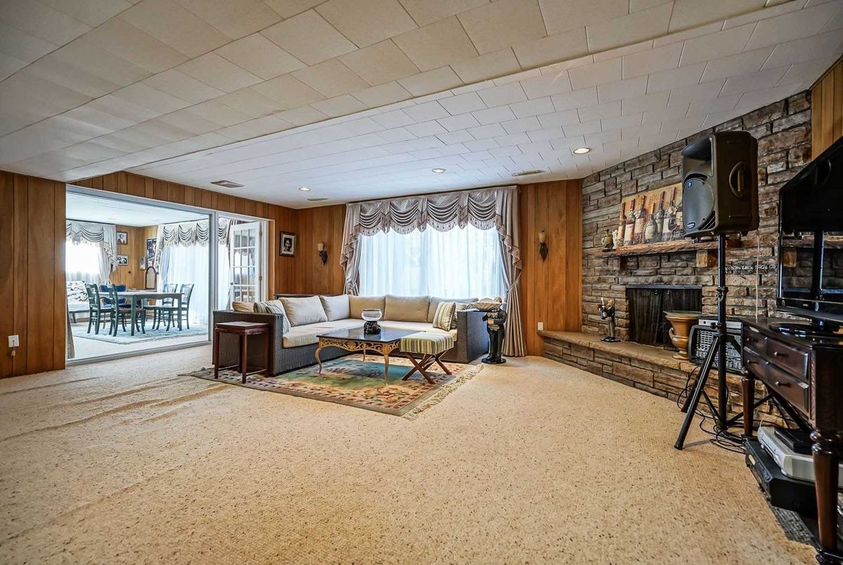 88 Fifeshire Rd 88 Fifeshire Rd Toronto