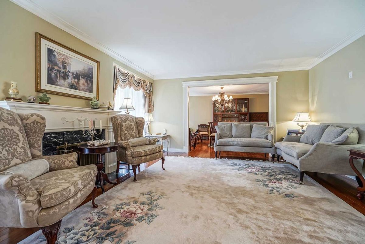 88 Fifeshire Rd 88 Fifeshire Rd Toronto