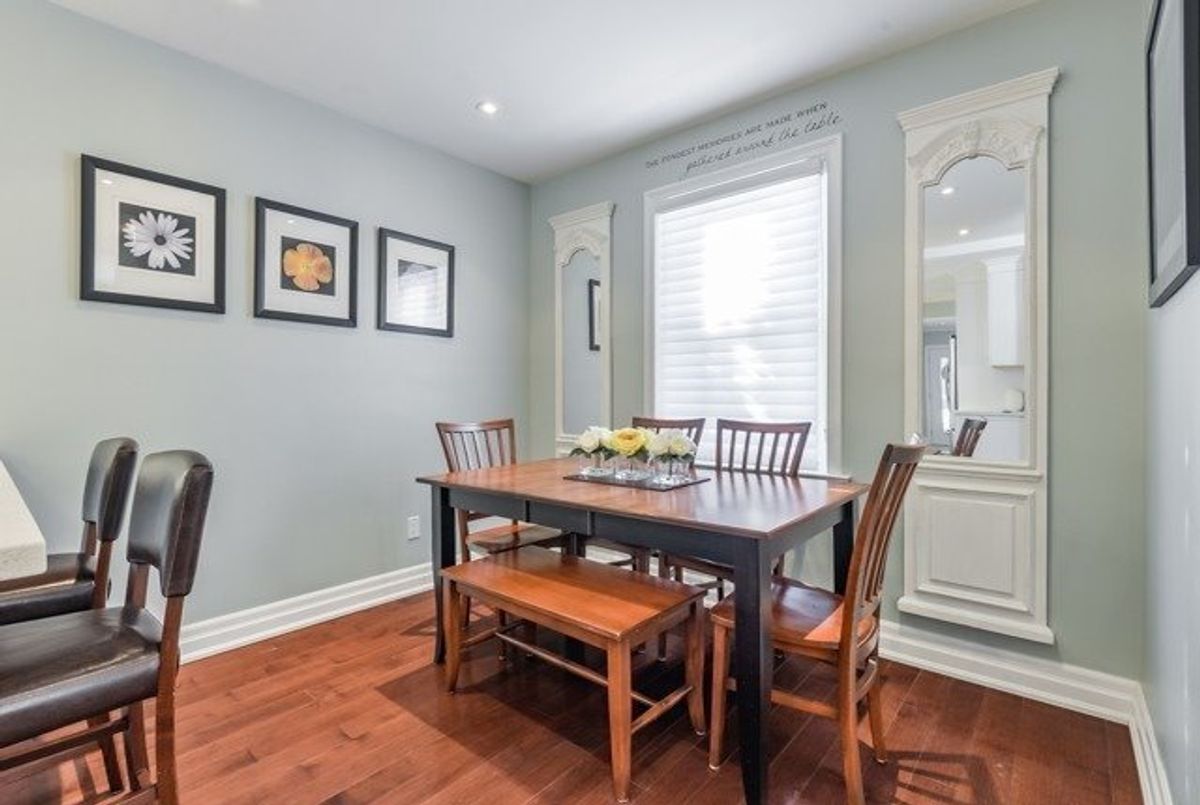 5 Leona Dr 5 Leona Dr Toronto