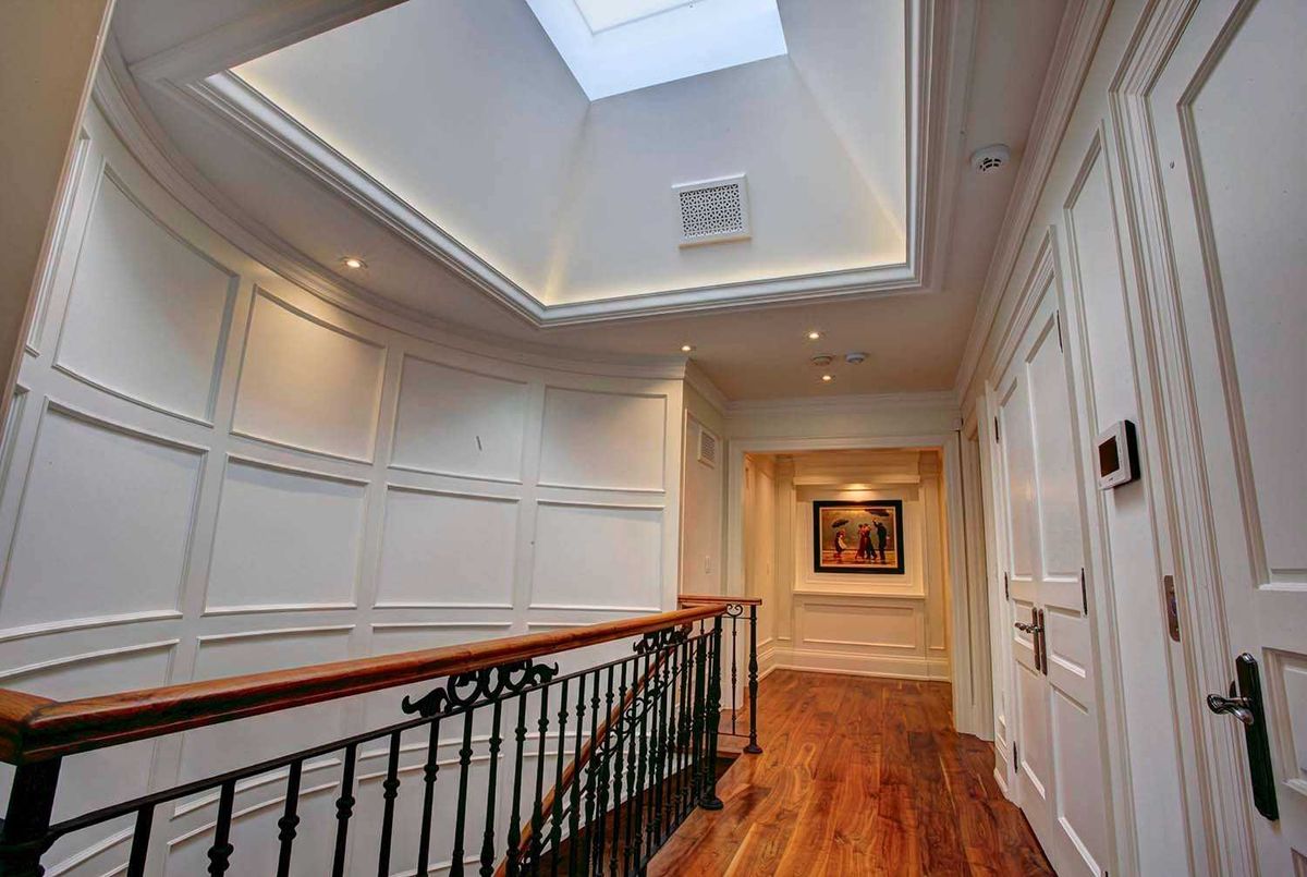 img-gallery