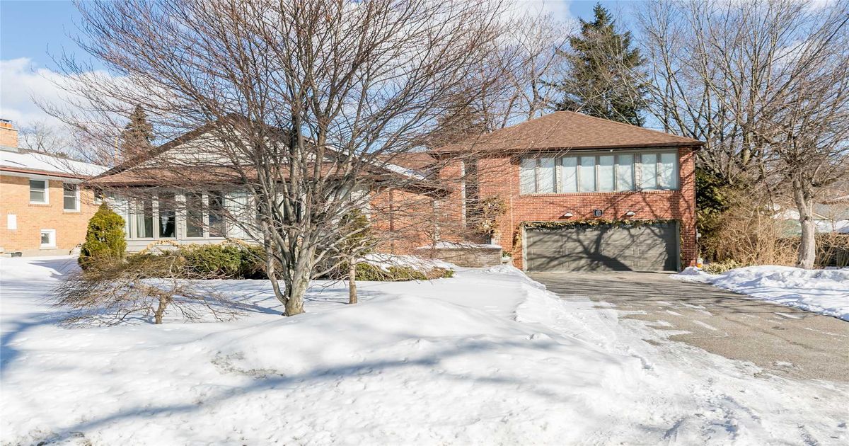 8 Sifton Crt Toronto