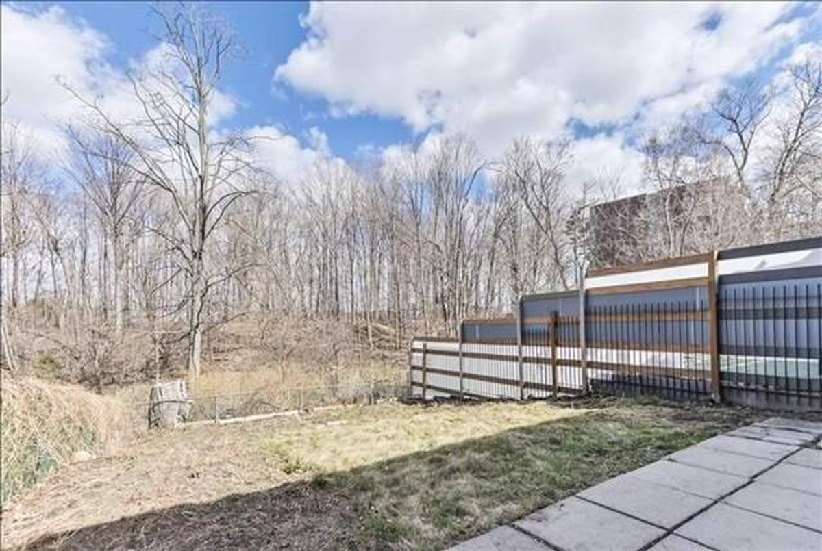 356 Woodsworth Rd 356 Woodsworth Rd Toronto