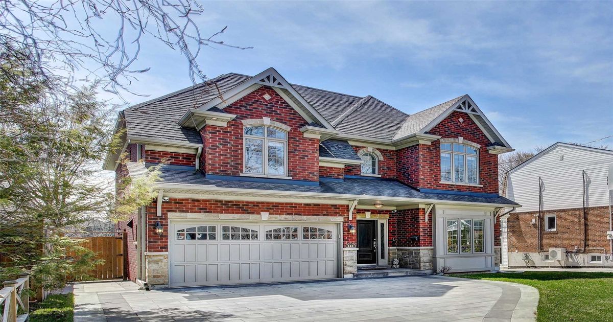 115 Anndale Dr Toronto