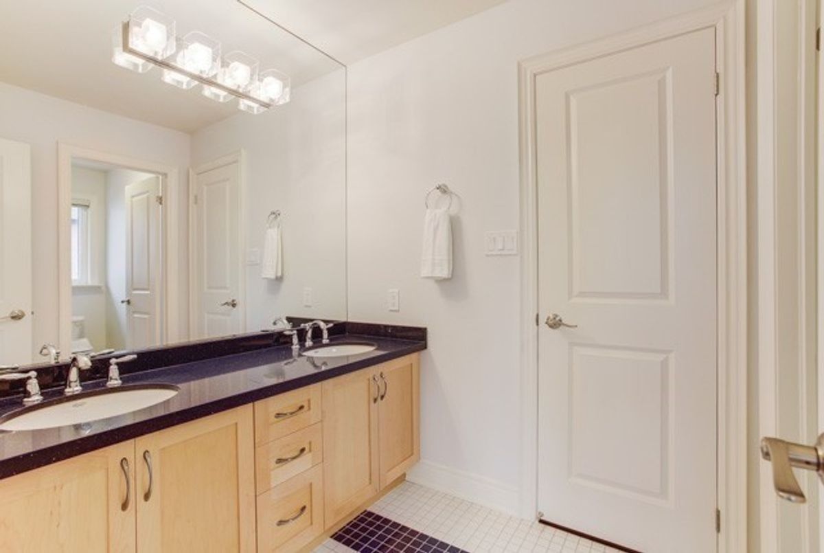 115 Anndale Dr 115 Anndale Dr Toronto