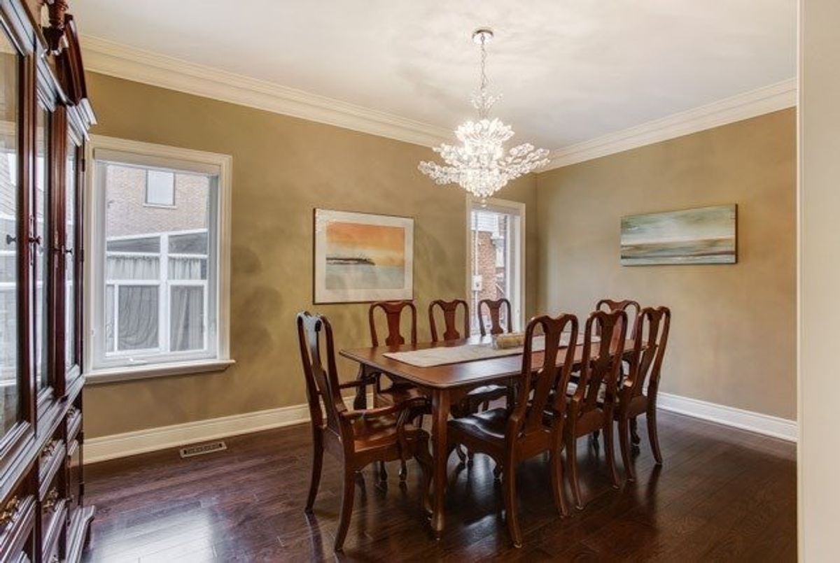 115 Anndale Dr 115 Anndale Dr Toronto