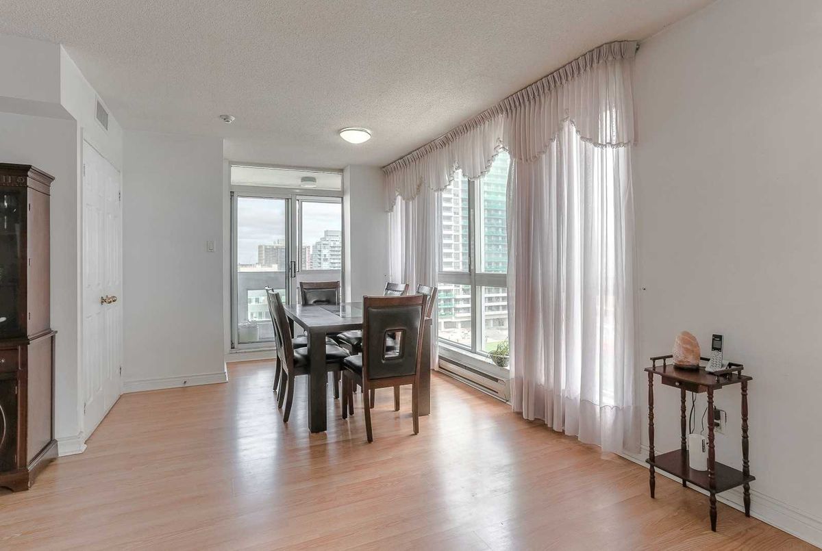 708-7 Broadway Ave 708-7 Broadway Ave Toronto