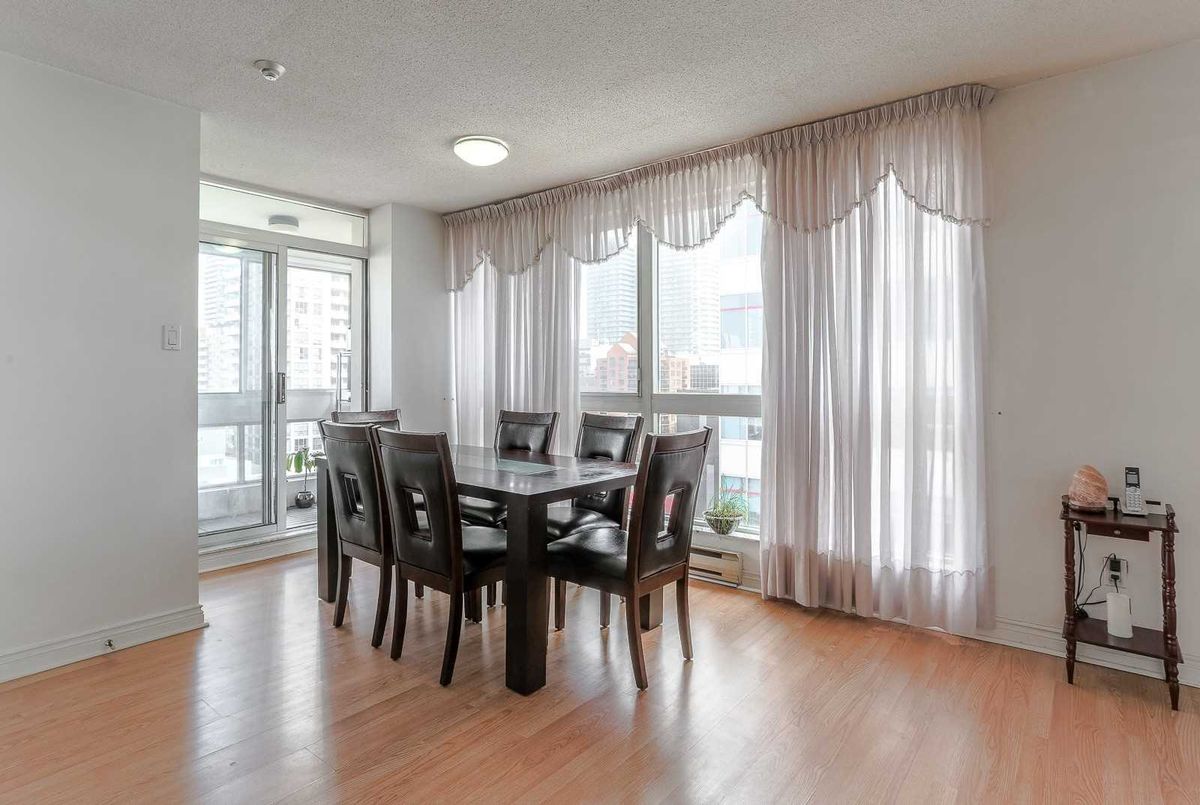 708-7 Broadway Ave 708-7 Broadway Ave Toronto