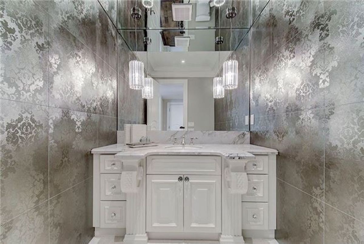 img-gallery