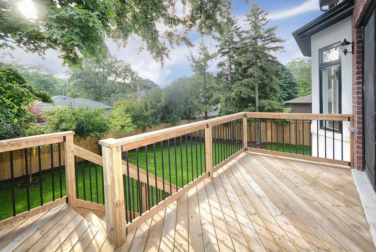 88 Lesgay Cres 88 Lesgay Cres Toronto