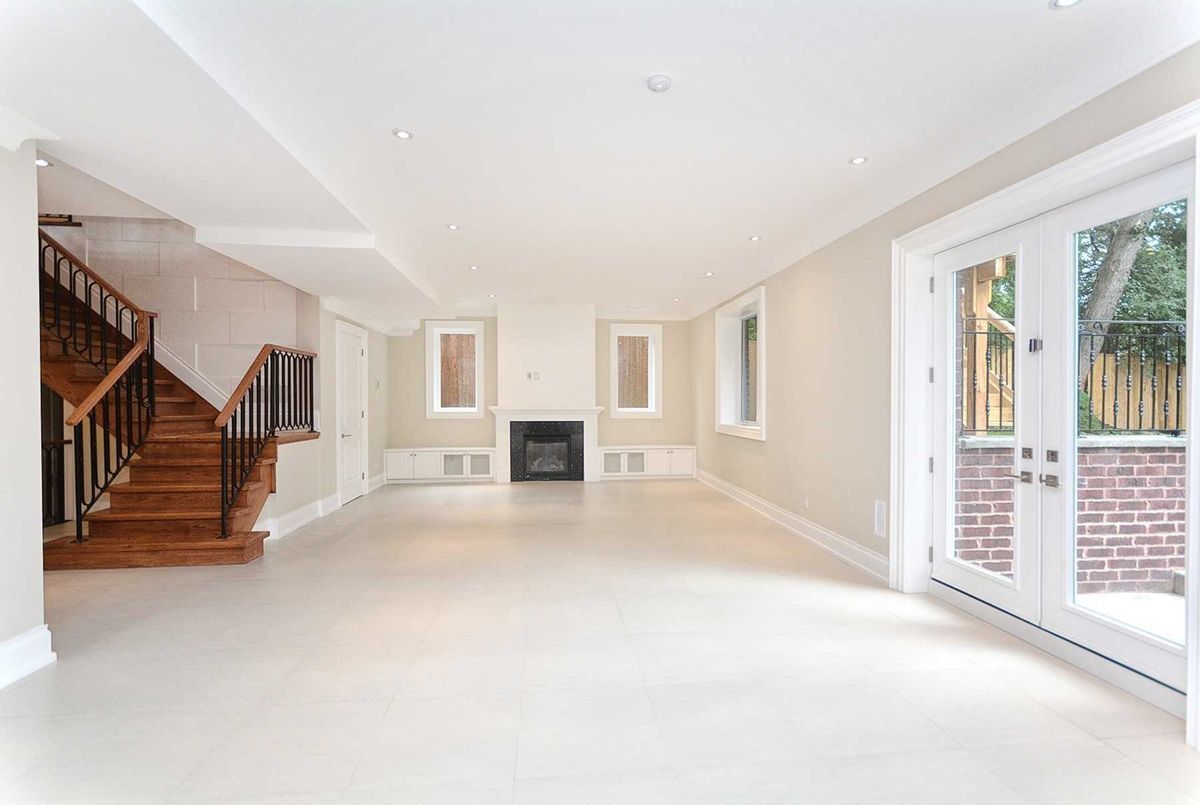 88 Lesgay Cres 88 Lesgay Cres Toronto