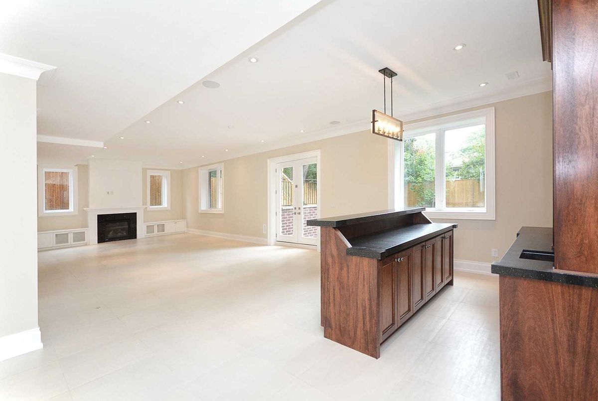 88 Lesgay Cres 88 Lesgay Cres Toronto