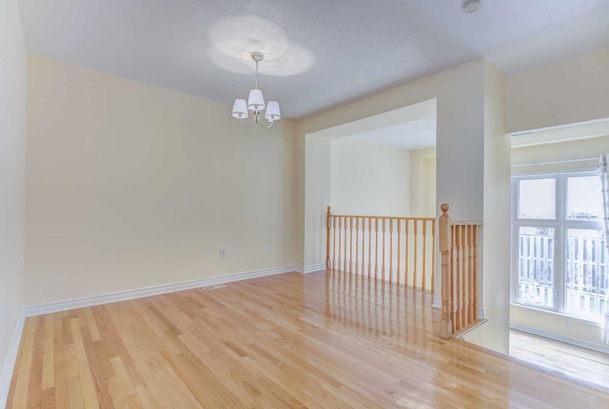 31 Rodeo Crt 31 Rodeo Crt Toronto