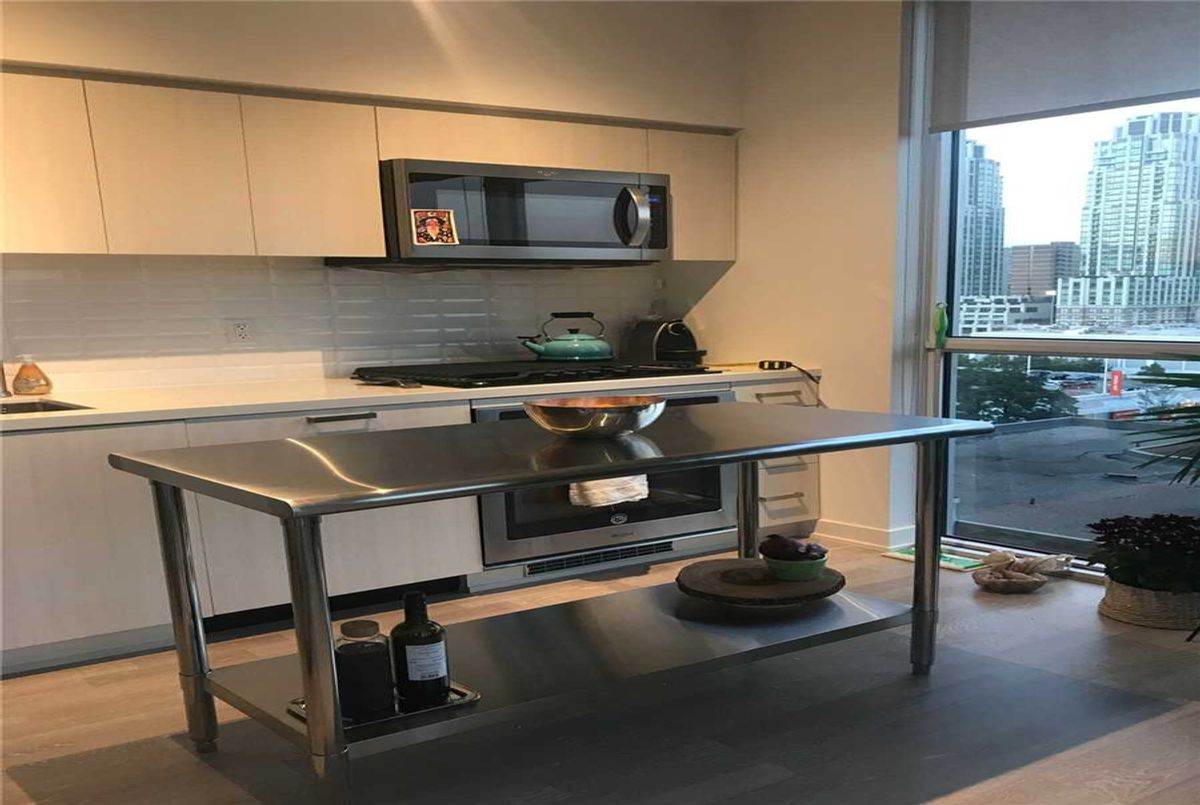 607-501 St Clair Ave W 607-501 St Clair Ave W Toronto