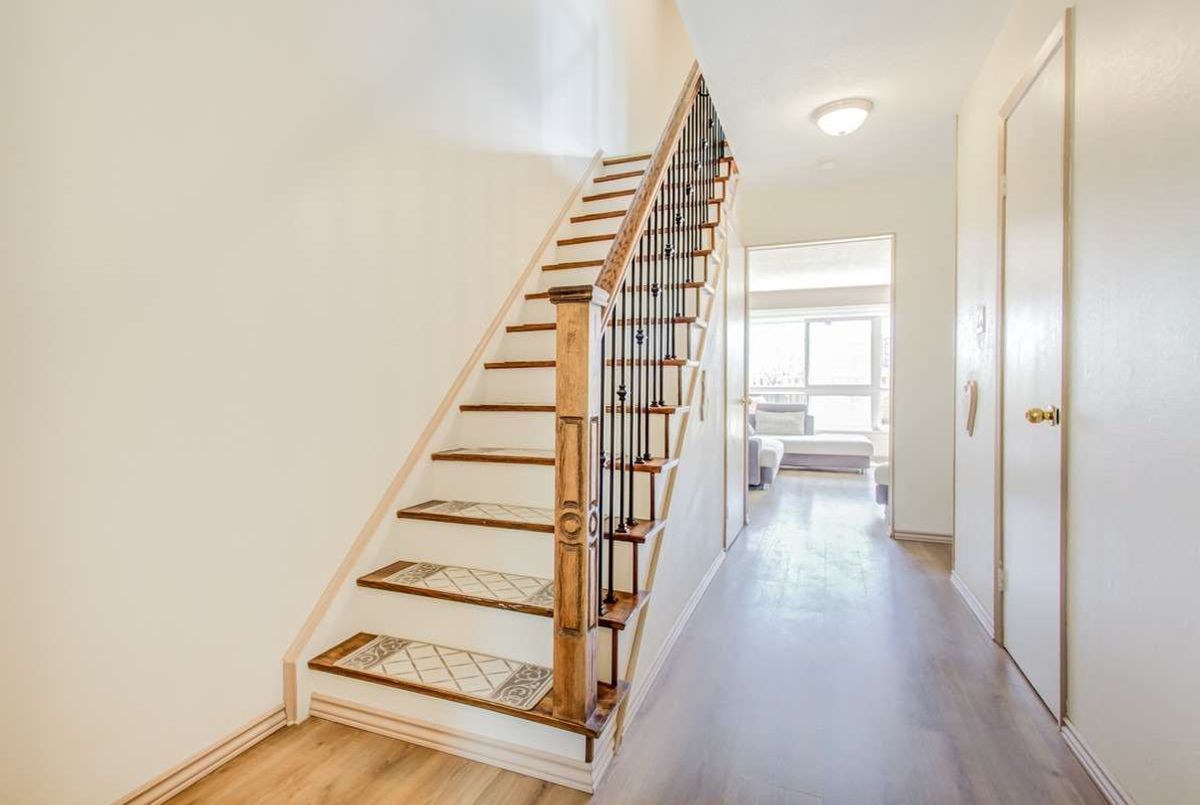 74 Sexton Cres 74 Sexton Cres Toronto