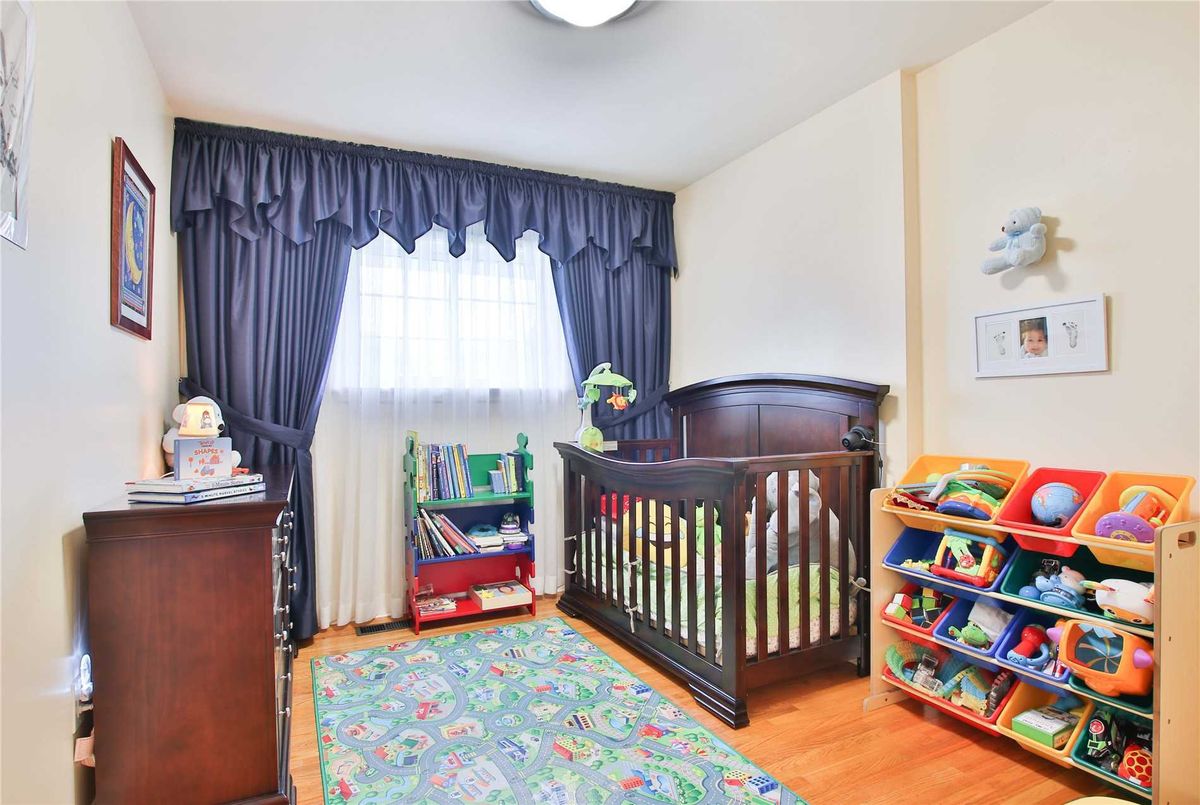 9 Marthclare Ave 9 Marthclare Ave Toronto