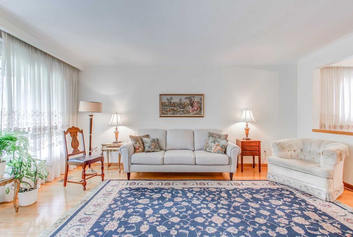 166 Hendon Ave 166 Hendon Ave Toronto