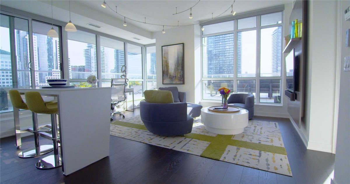 906-30 Nelson St Toronto