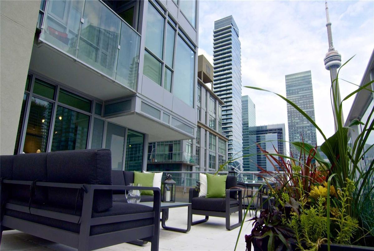 906-30 Nelson St 906-30 Nelson St Toronto