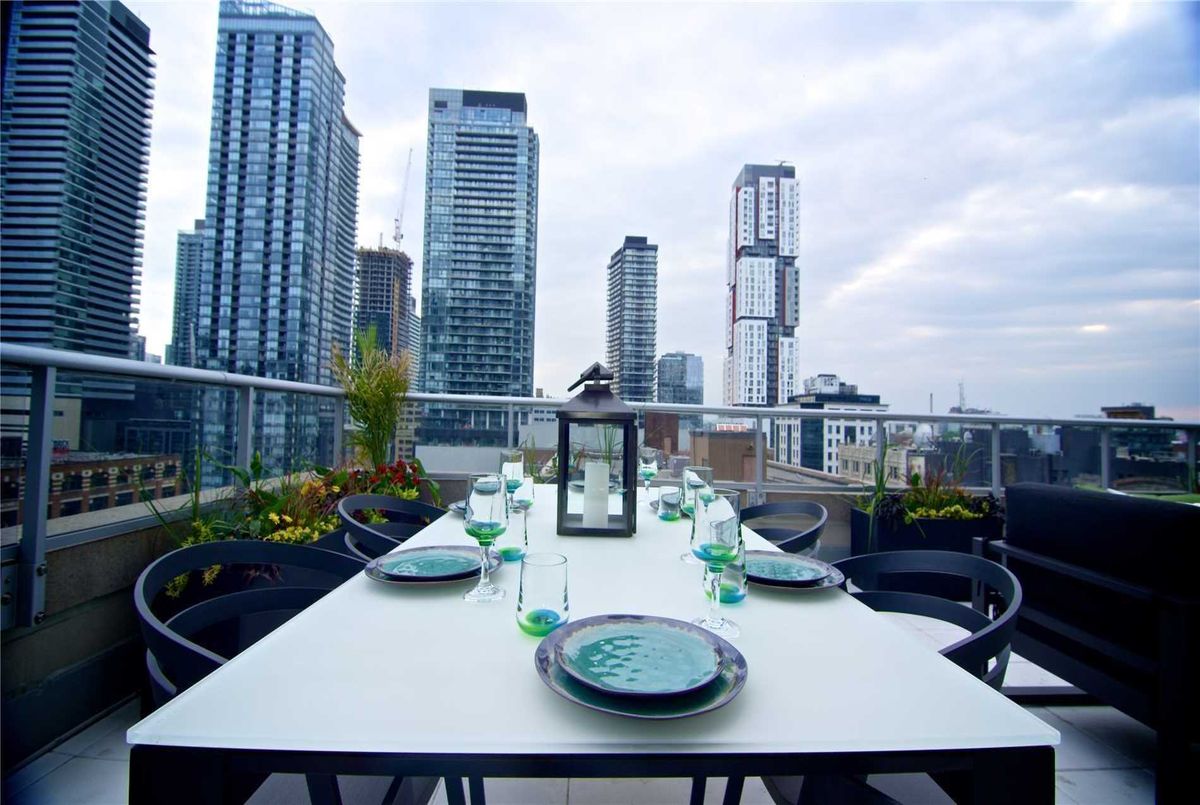 906-30 Nelson St 906-30 Nelson St Toronto