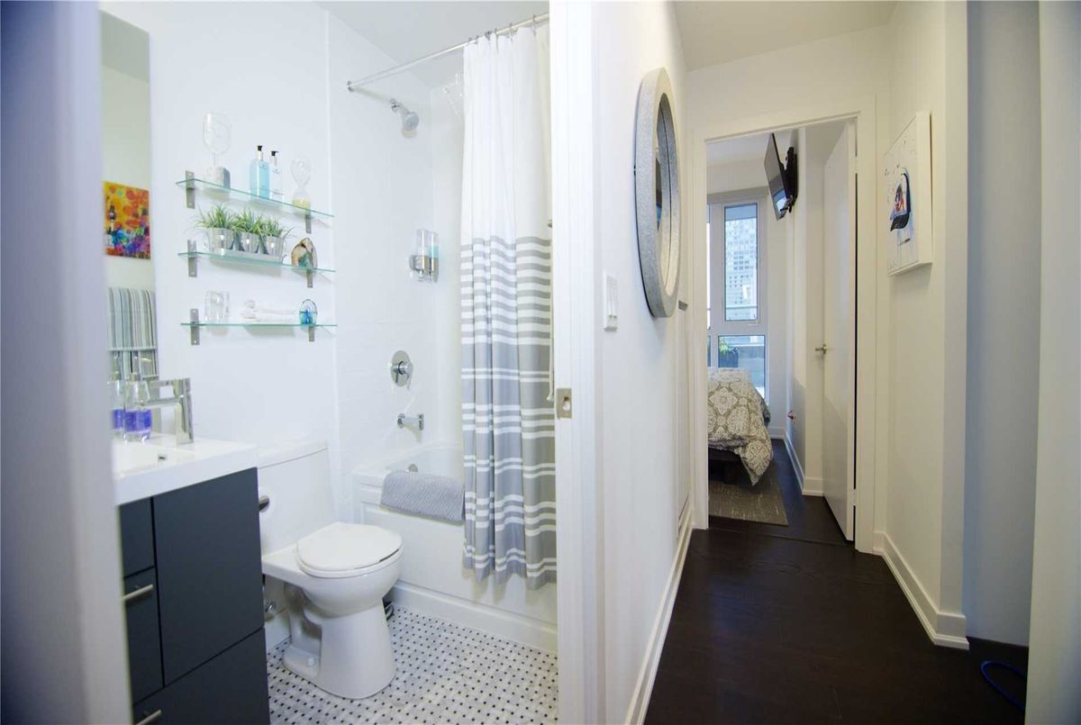 906-30 Nelson St 906-30 Nelson St Toronto