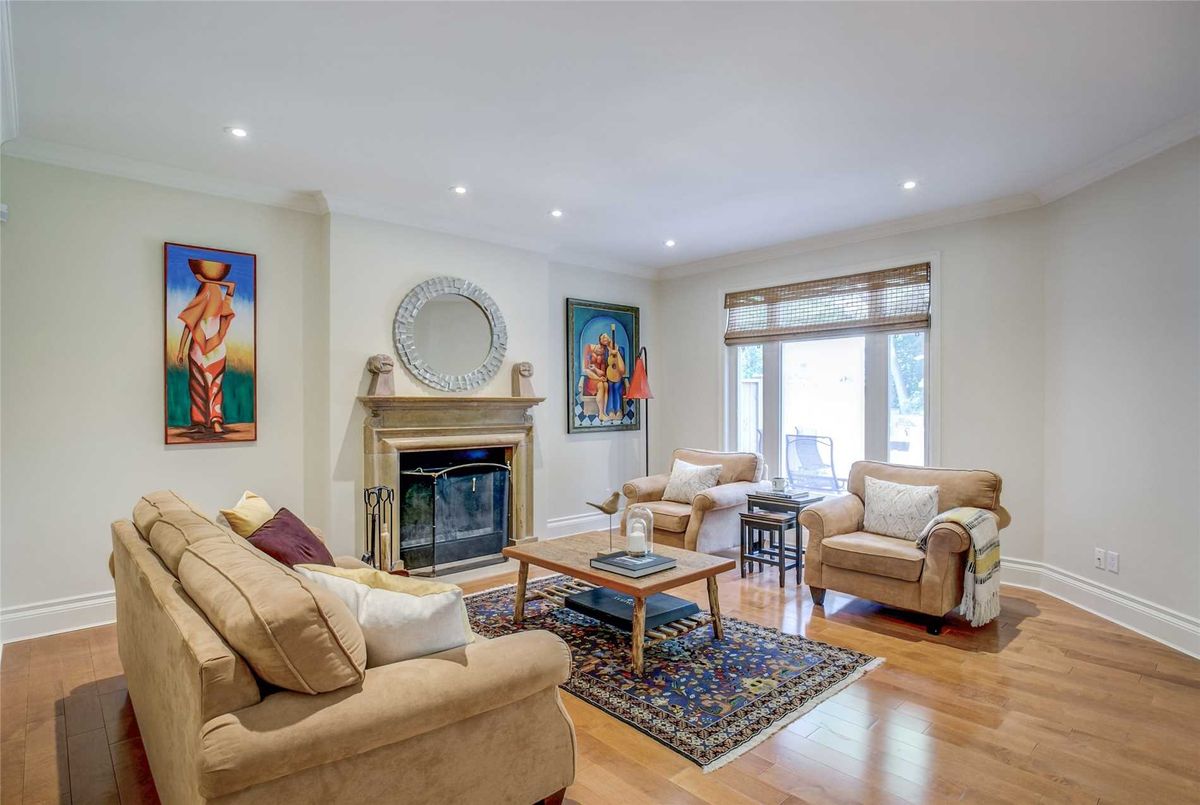 106 Parkview Ave 106 Parkview Ave Toronto