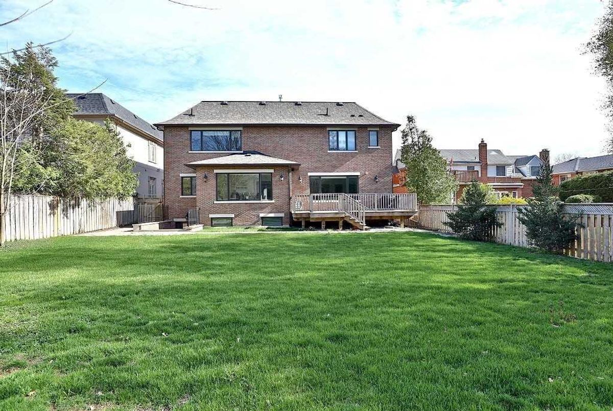 34 Owen Blvd 34 Owen Blvd Toronto
