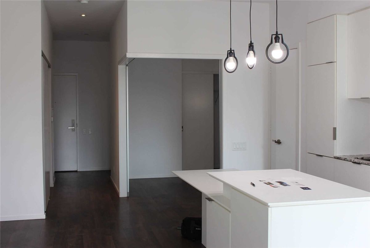 322-5 St Joseph St 322-5 St Joseph St Toronto