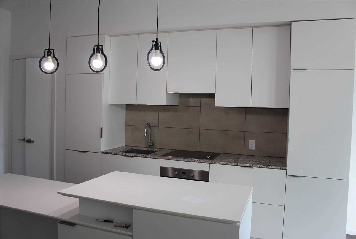 322-5 St Joseph St 322-5 St Joseph St Toronto