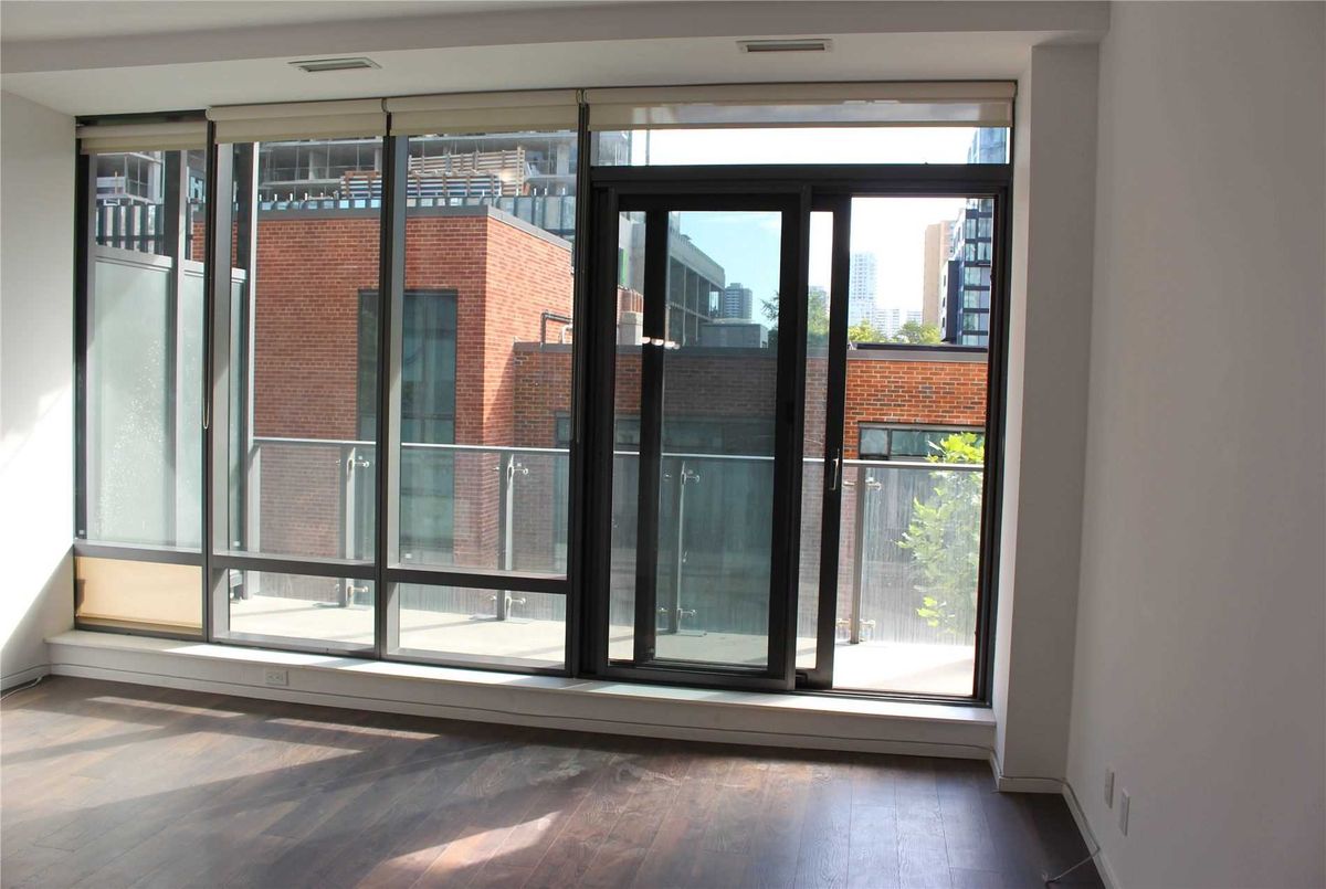 322-5 St Joseph St 322-5 St Joseph St Toronto