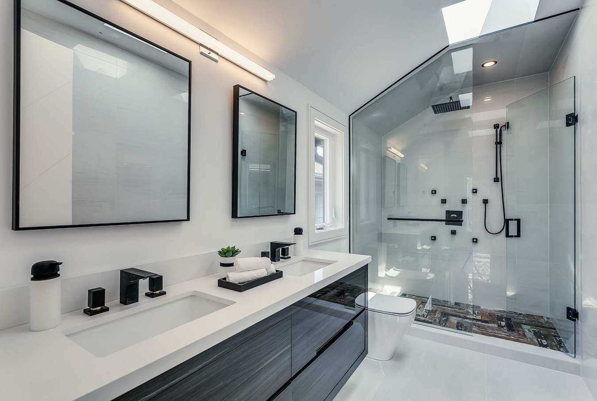507 Cranbrooke Ave 507 Cranbrooke Ave Toronto