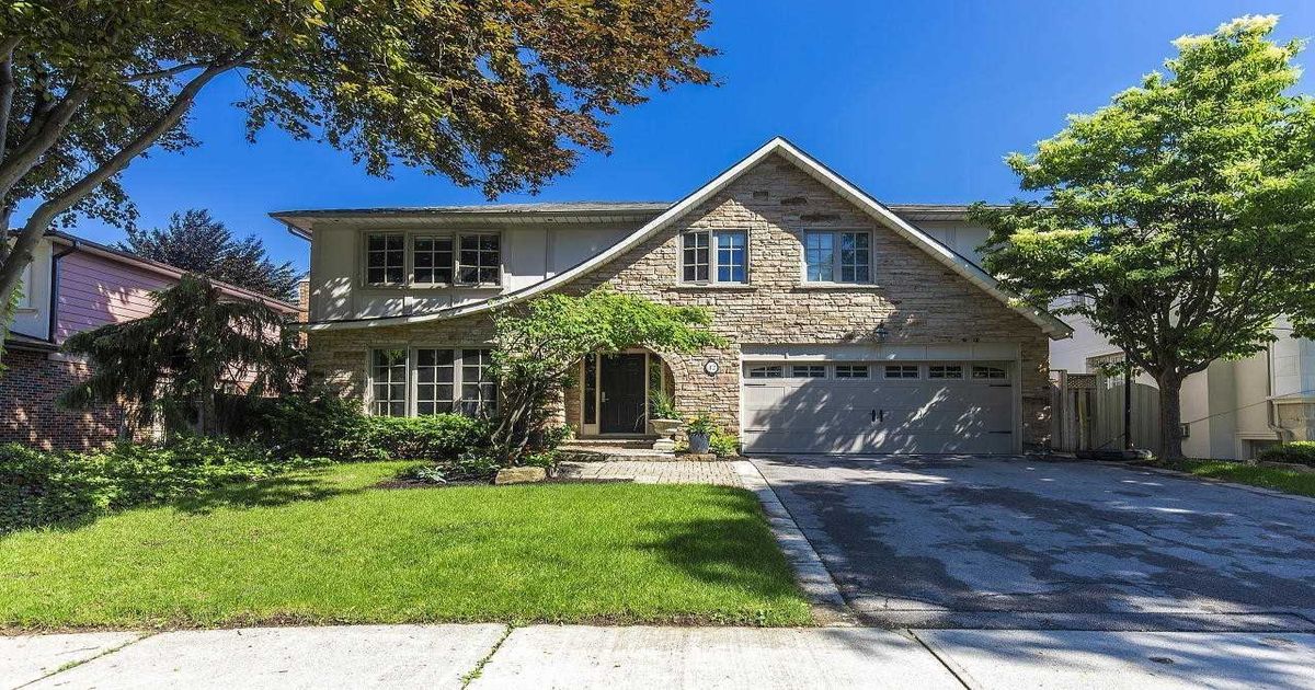 12 Chipstead Rd Toronto
