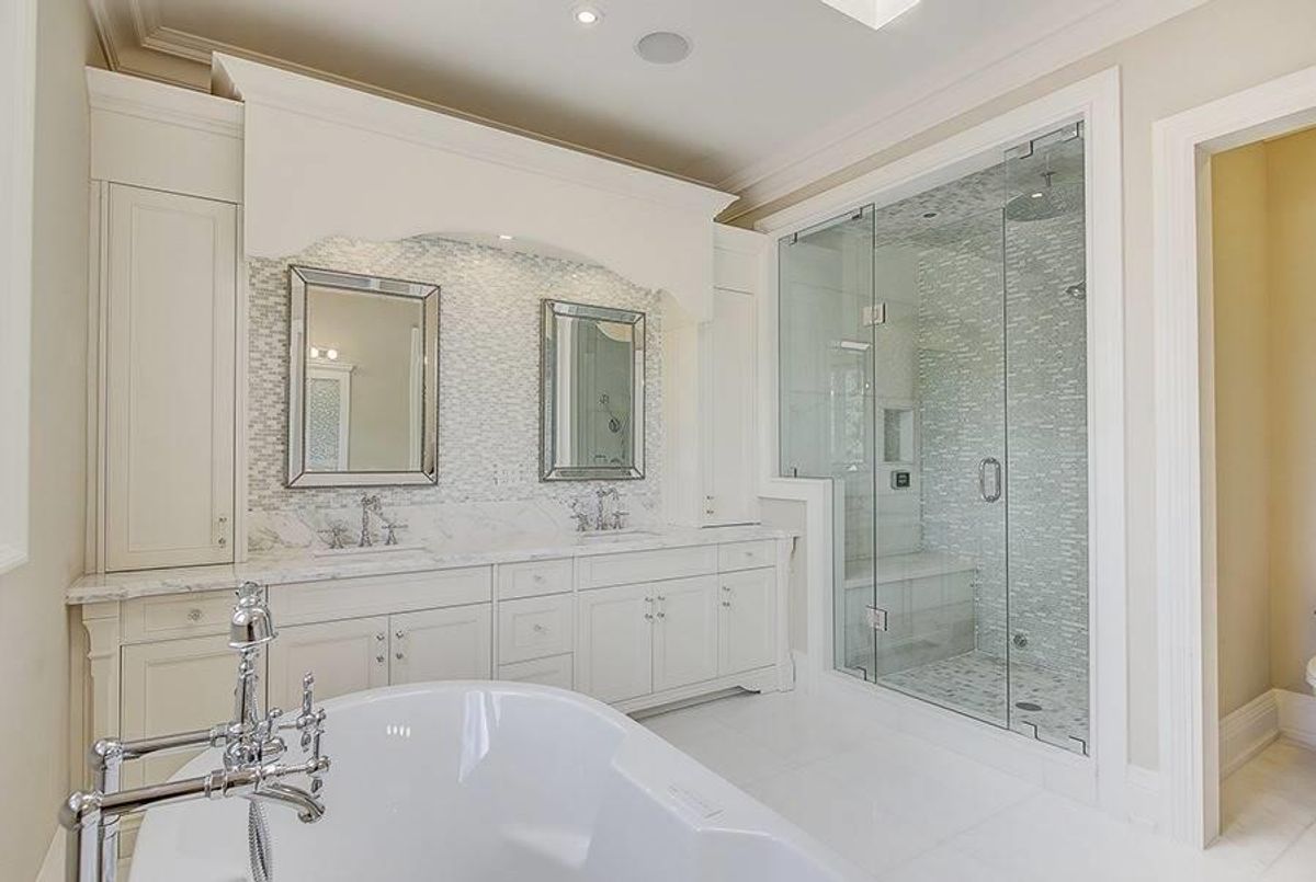 146 Northwood Dr 146 Northwood Dr Toronto