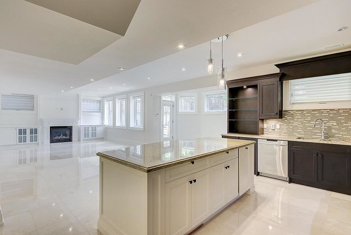 146 Northwood Dr 146 Northwood Dr Toronto