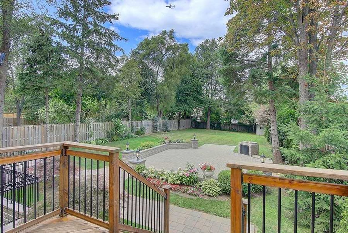 146 Northwood Dr 146 Northwood Dr Toronto