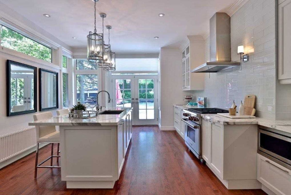 302 Russell Hill Rd 302 Russell Hill Rd Toronto