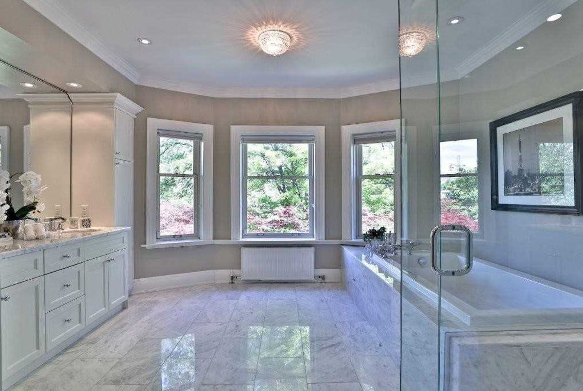 302 Russell Hill Rd 302 Russell Hill Rd Toronto